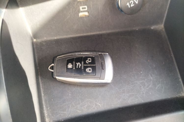 北汽昌河A6 2018款 1.5L 手动豪华版中控内饰11