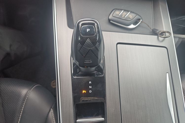 荣威RX5 MAX 2022款 1.5T 自动有为尊贵版局部细节18