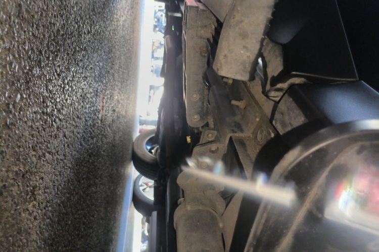 哈弗大狗 PLUS 2023款 2.0T 两驱潮野版Plus机舱底盘29