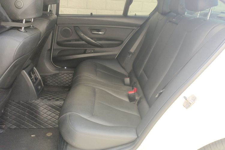 宝马3系 2014款 320Li 时尚型中控内饰21