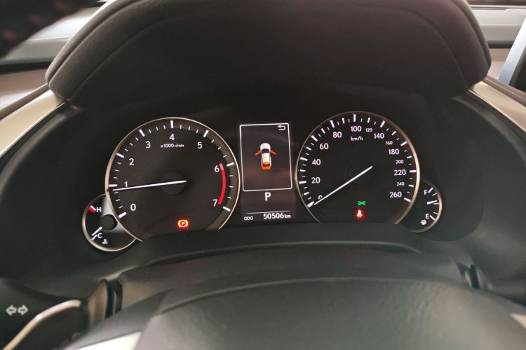 雷克萨斯RX 2020款 改款 300 四驱典雅版中控内饰14