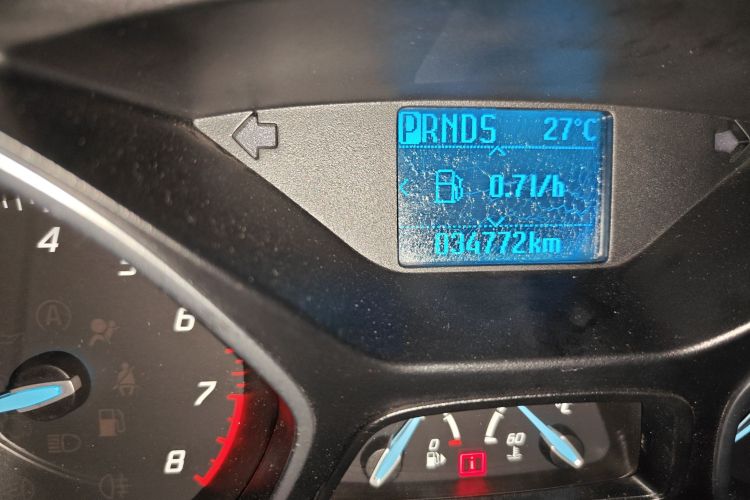 福特 福克斯 2012款 三厢 1.6L 自动风尚型中控内饰15