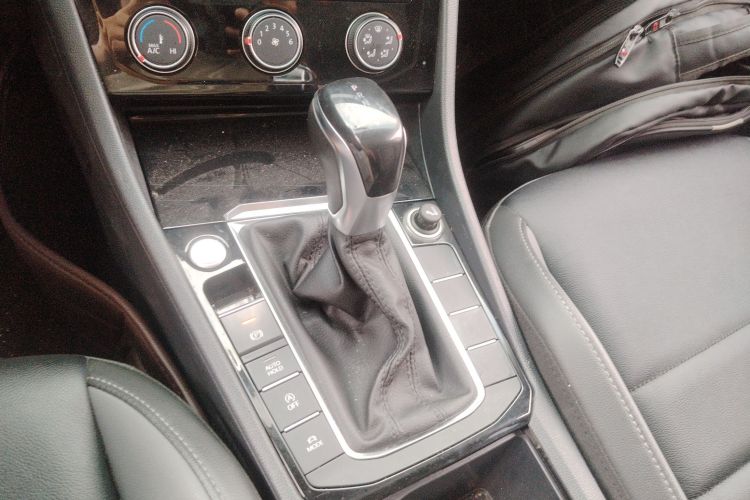 大众 速腾 2020款 200TSI DSG舒适型 国VI中控内饰18