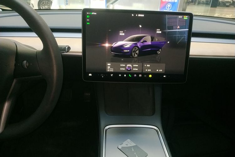 特斯拉 Model 3 2022款 后轮驱动版中控内饰16