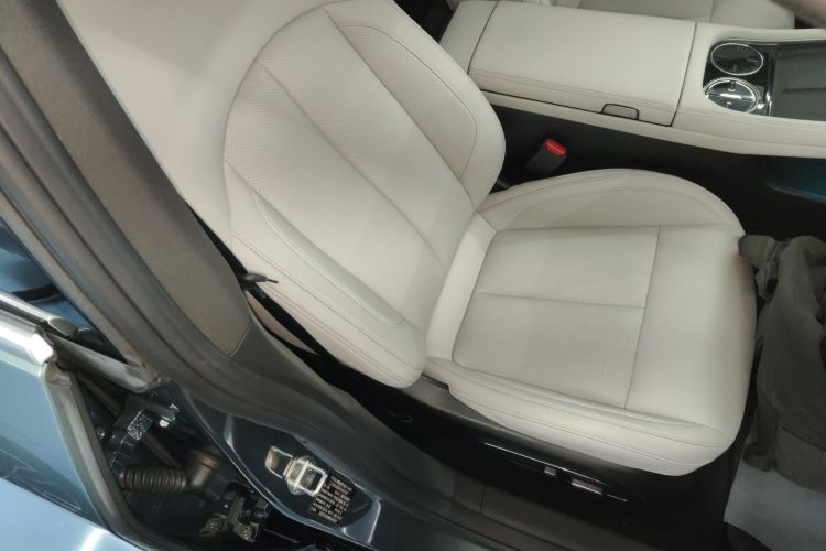 小鹏P7 2023款 P7i 702 Max局部细节41