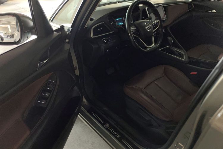 别克GL6 2018款 18T 6座豪华型中控内饰20