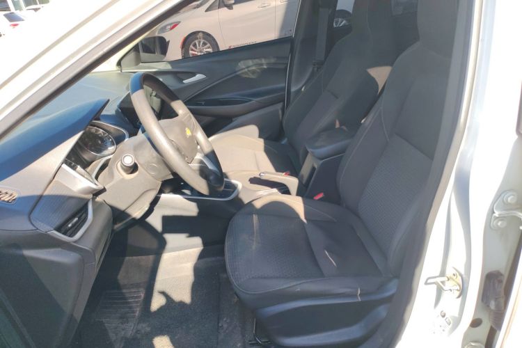 雪佛兰 科沃兹 2022款 325T 自动欣悦版中控内饰19