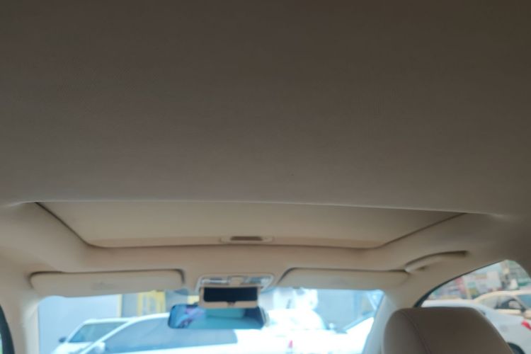 长安 逸动 2015款 1.6L 自动豪华型中控内饰22