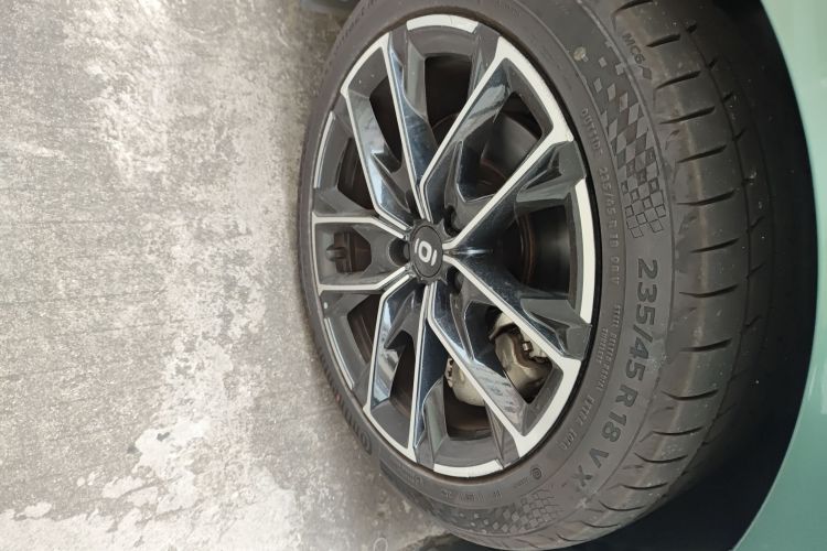 长安启源A06 2023款 至尊型车身外观10