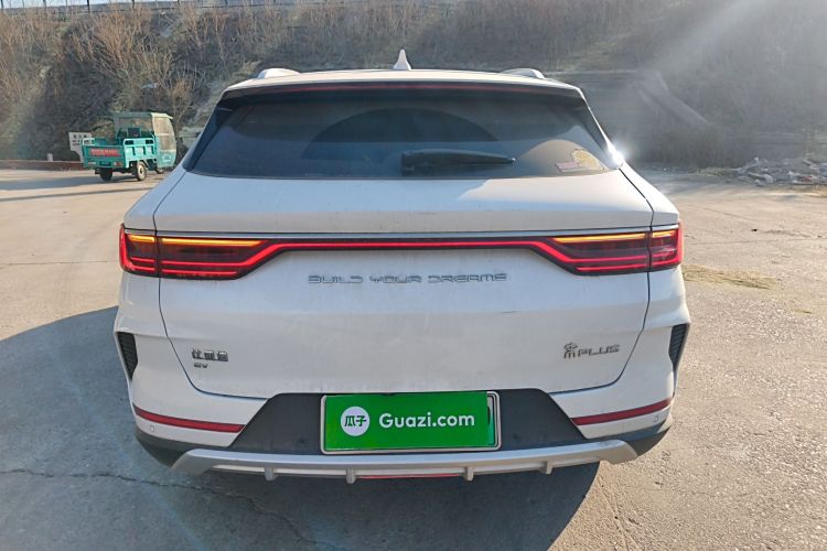 比亚迪 宋PLUS新能源 2021款 EV 尊贵型车身外观6