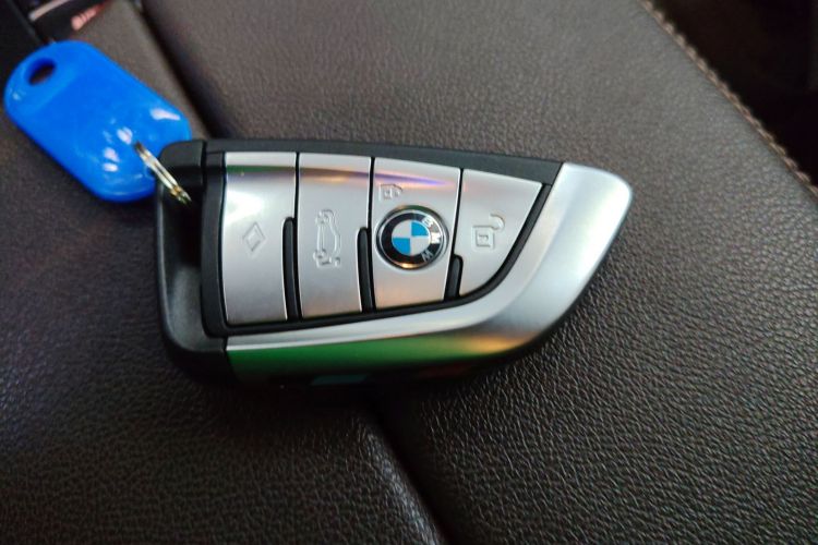 宝马5系 2021款 改款 525Li M运动套装中控内饰11