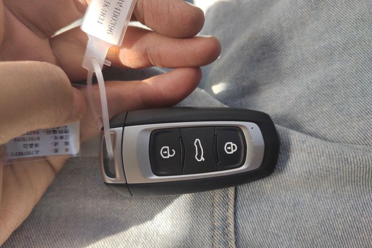 吉利银河 2024款 熊猫mini 200km 耐力熊中控内饰11