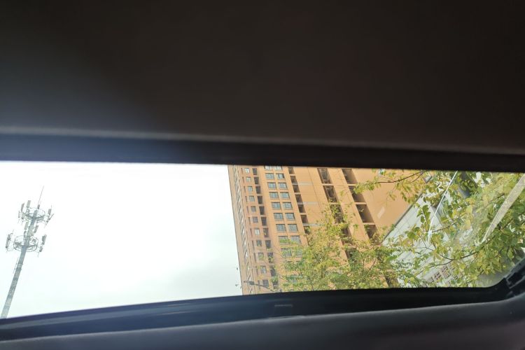 玛莎拉蒂 总裁 2017款 3.0T 标准型中控内饰22