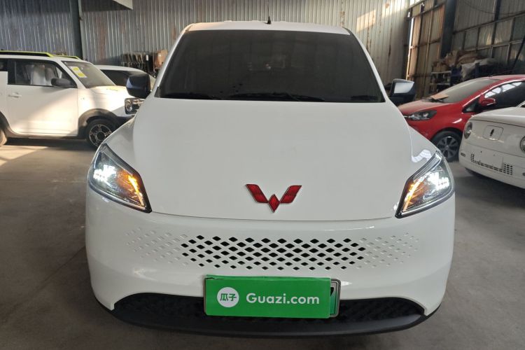 五菱汽车 五菱宏光新能源 2025款 增程式混动 50KM 舒适型车身外观6001