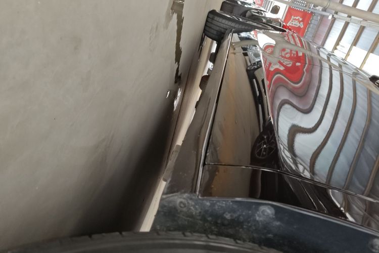 别克GL8 2020款 ES陆尊 653T 舒适型机舱底盘29