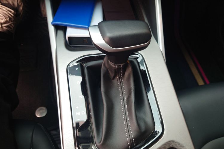 吉利汽车 帝豪 2025款 第4代 1.5L CVT尊贵型中控内饰18