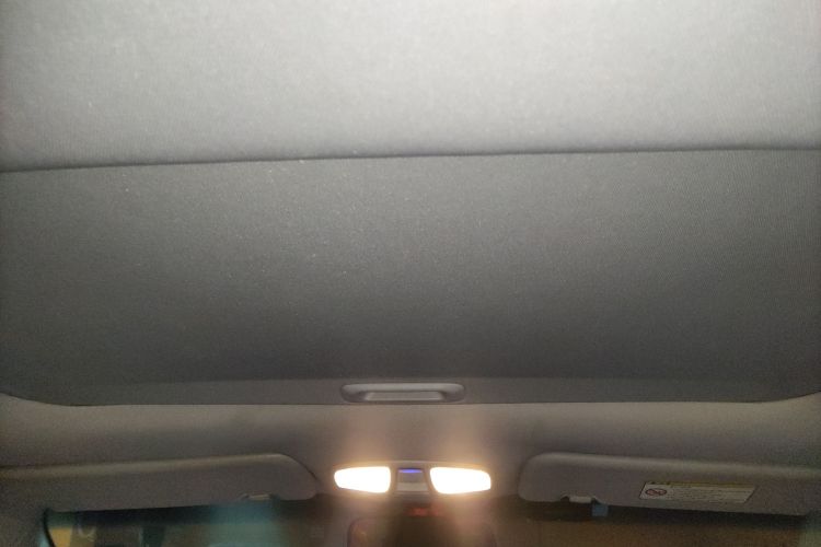 现代 索纳塔 2011款 2.0L 自动领先版中控内饰22