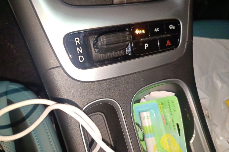 吉利银河 星愿 2025款 UP 410km 探索版中控内饰18