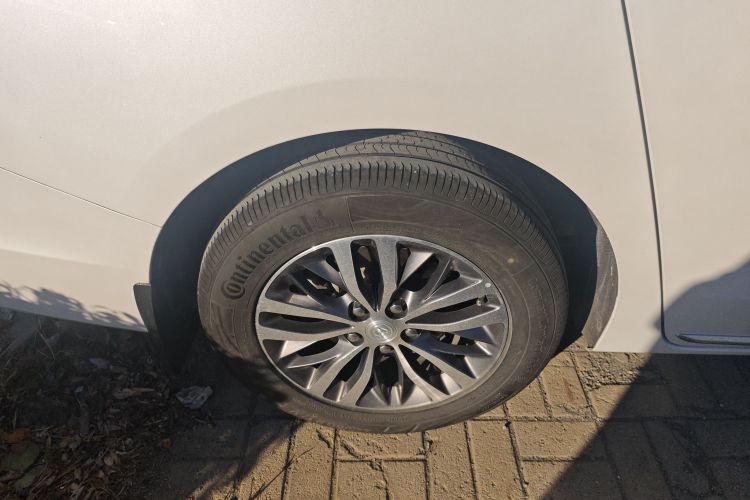 别克GL8 2023款 ES陆尊 舒适型车身外观6004