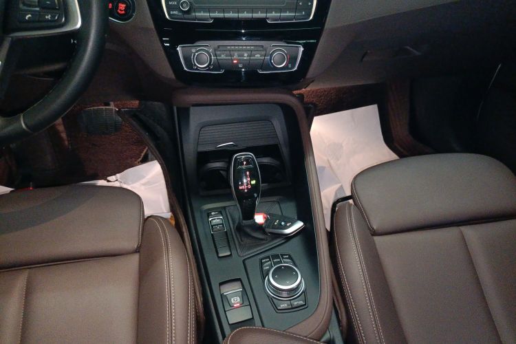 宝马X1 2021款 改款 sDrive20Li 时尚型局部细节18