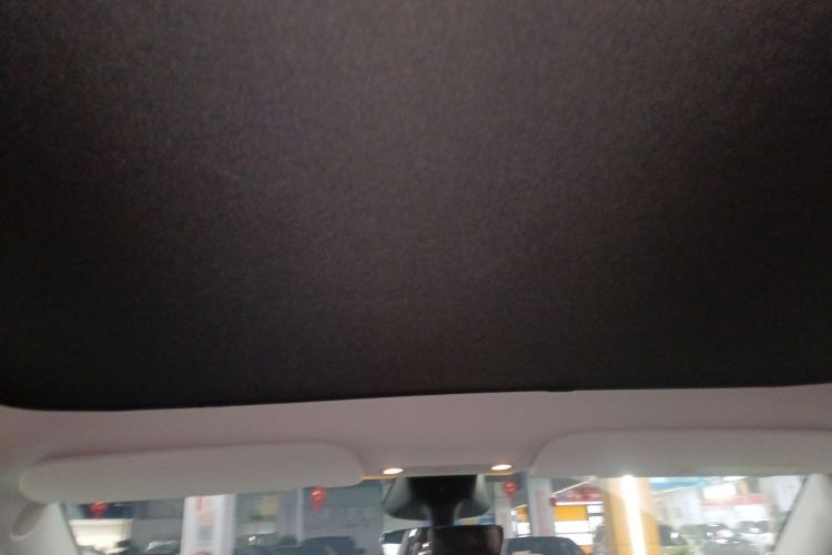 特斯拉 Model Y 2024款 后轮驱动版中控内饰22