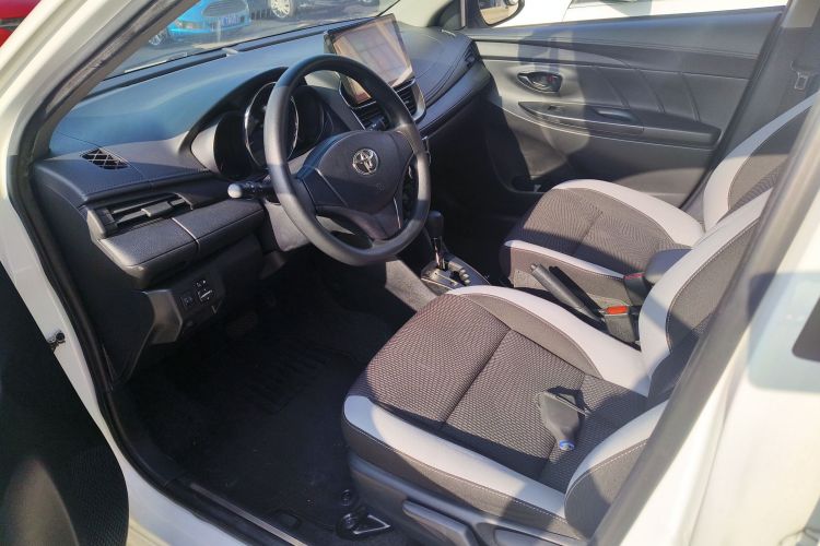 丰田 YARiS L 致炫 2020款 1.5L CVT领先版中控内饰20