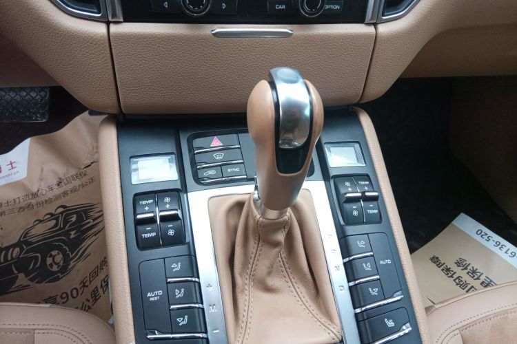 保时捷 2014款 Macan 2.0T中控内饰18