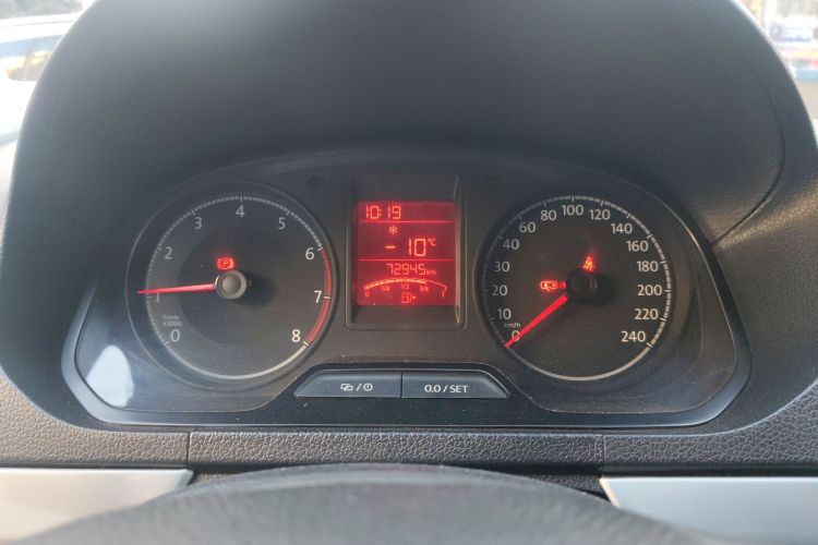 大众 捷达 2017款 1.4L 手动时尚型中控内饰14