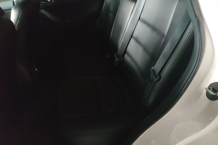 马自达CX-5 2015款 2.0L 自动两驱都市型中控内饰21