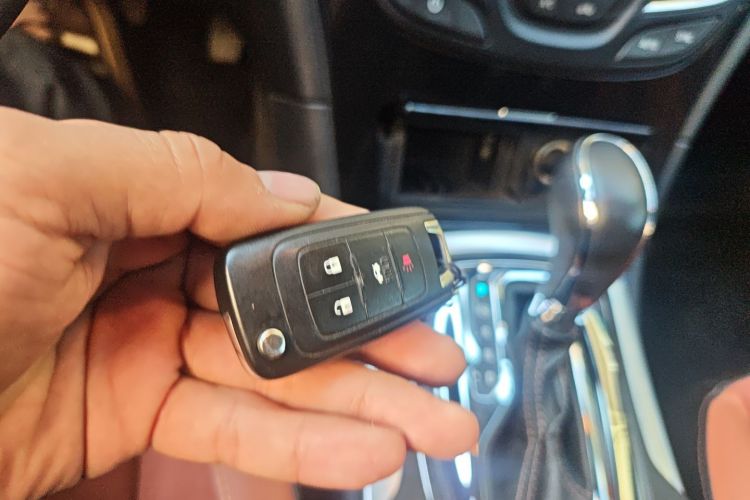 别克 君威 2015款 1.6T 精英技术型中控内饰7001