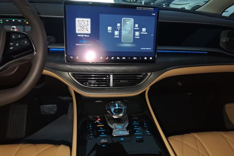 腾势D9 2024款 DM-i 980 四驱尊贵型中控内饰16