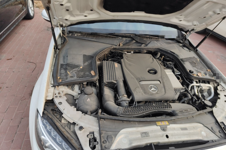 奔驰C级 2017款 改款 C 200 L 运动版局部细节9006