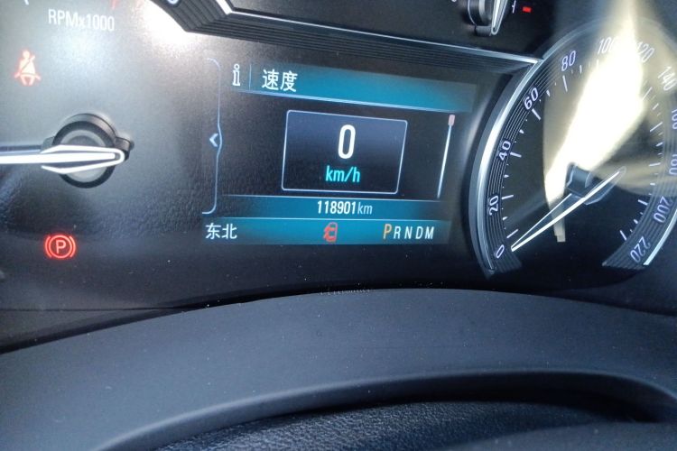 别克GL8 2017款 ES 28T 舒适型 国V中控内饰15