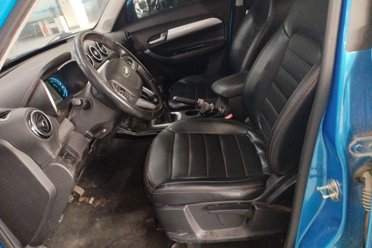 凯翼X3 2016款 1.6L 手动智联III版中控内饰19