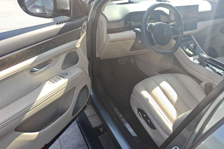 鸿蒙智行 问界M7 2022款 1.5T 后驱舒适版中控内饰20