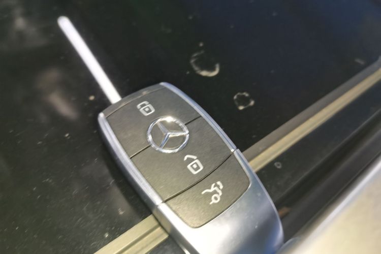 奔驰GLB 2021款 GLB 200 动感型中控内饰7001