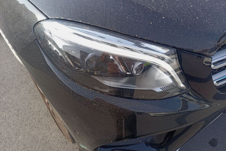 奔驰GLE 2018款 GLE 320 4MATIC 动感型臻藏版车身外观8