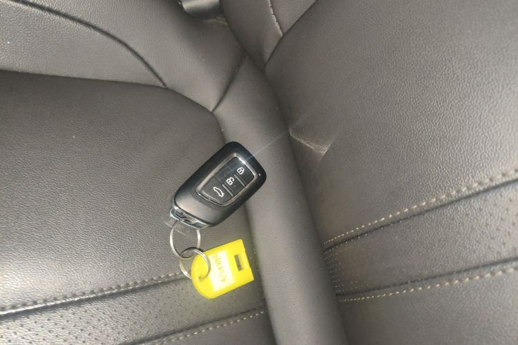 东风风神E70 2022款 500 超享版中控内饰7001