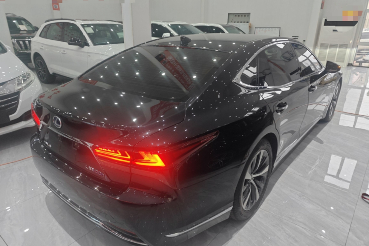 雷克萨斯LS 2021款 500h 卓越版车身外观6005