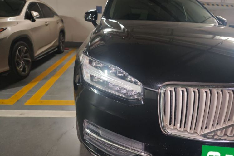 沃尔沃XC90 2018款 T6 智逸版 5座车身外观8