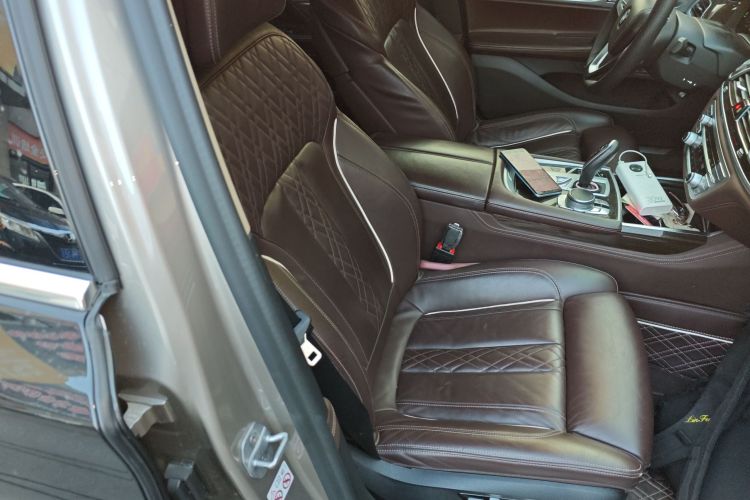 宝马7系 2019款 改款 730Li 豪华套装局部细节41