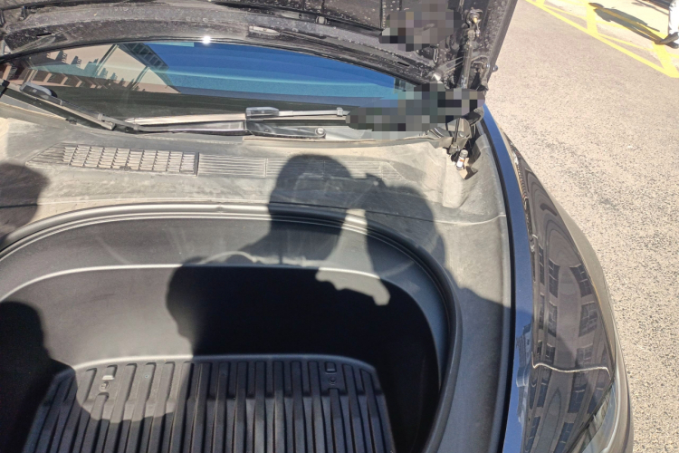 特斯拉 Model 3 2023款 后轮驱动版局部细节9007