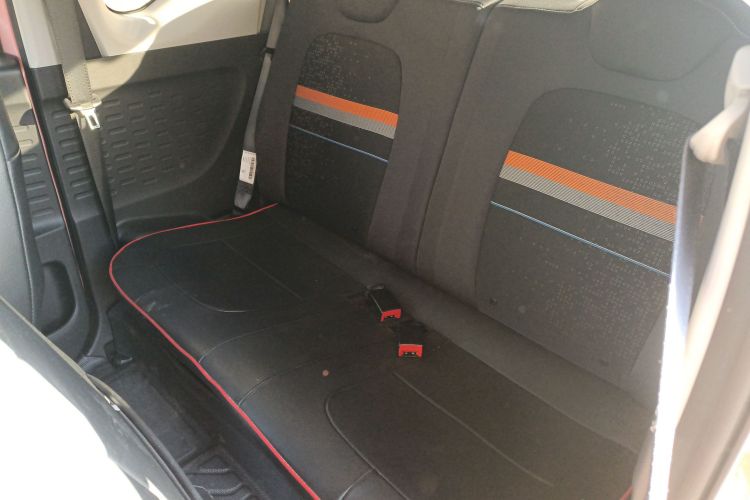 五菱汽车 宏光MINIEV 2020款 自在款 三元锂中控内饰21