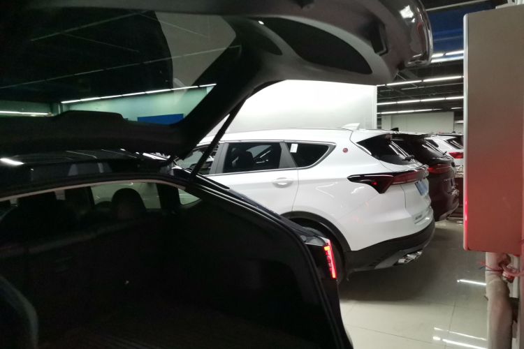 特斯拉 Model Y 2024款 后轮驱动版局部细节23