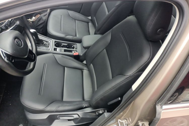 大众 高尔夫 2016款 1.6L 自动舒适型局部细节19