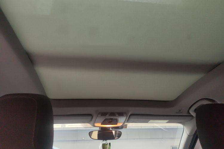 宝马1系 2022款 120i M运动曜夜版中控内饰22