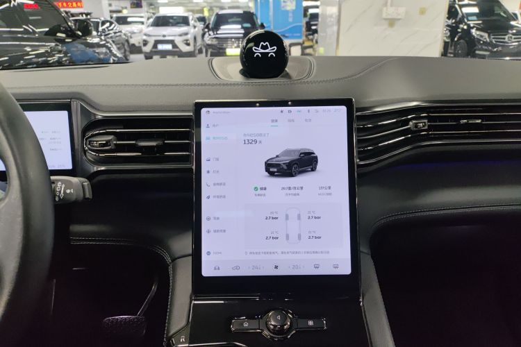 蔚来ES8 2020款 580KM 七座版中控内饰16