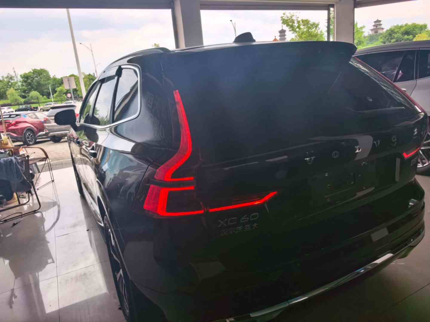 沃尔沃XC60 2026款 B5 四驱智逸豪华版(3)