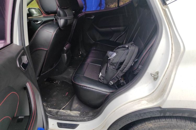 东南DX3 2016款 1.5L 手动尊贵型中控内饰7004