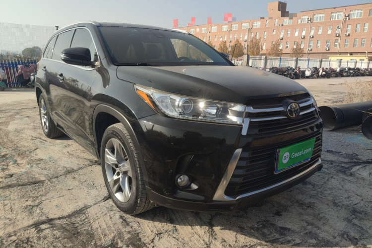 丰田 汉兰达 2021款 2.0T 四驱尊贵版 7座车身外观3